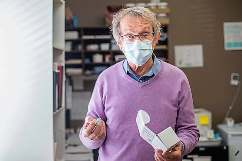 MIKAELA MACKENZIE / WINNIPEG FREE PRESS

Dr. Gerry Clayden poses for a portrait with vials of the vaccine at Carman Medical Group in Carman on Wednesday, March 17, 2021. Dr. Clayden says that the eligibility criteria is too narrow. For Carol Sanders story.

Winnipeg Free Press 2021