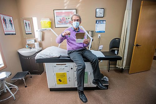 MIKAELA MACKENZIE / WINNIPEG FREE PRESS

Dr. Gerry Clayden poses for a portrait with vials of the vaccine at Carman Medical Group in Carman on Wednesday, March 17, 2021. Dr. Clayden says that the eligibility criteria is too narrow. For Carol Sanders story.

Winnipeg Free Press 2021