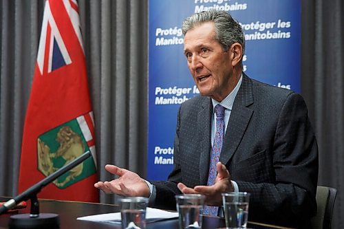 MIKE DEAL / WINNIPEG FREE PRESS
Premier Brian Pallister and Dr. Brent Roussin, chief provincial public health officer, announce that the possibility of moving to code orange is now being discussed and they are looking for feedback from the public, during the COVID-19 update media conference at the Manitoba Legislative building Thursday morning. 
210318 - Thursday, March 18, 2021.
