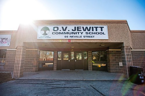 MIKAELA MACKENZIE / WINNIPEG FREE PRESS

O.V. Jewitt Community School, where a variant of concern was identified, in Winnipeg on Friday, March 19, 2021. For Maggie Macintosh story.

Winnipeg Free Press 2021