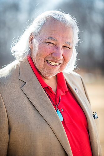 MIKAELA MACKENZIE / WINNIPEG FREE PRESS

Murray Sinclair, who has received the vaccination, poses for a portrait on his property near St. Andrews on Monday, March 22, 2021. For Kevin Rollason story.

Winnipeg Free Press 2021