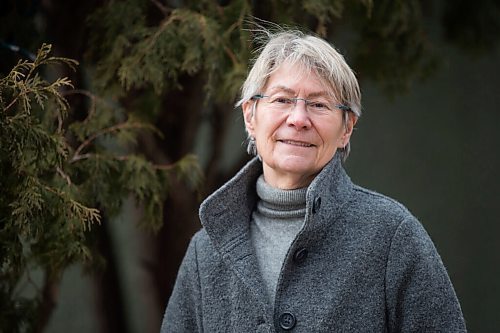 MIKAELA MACKENZIE / WINNIPEG FREE PRESS

History and labour studies professor Julie Guard poses for a portrait at her house in Winnipeg on Wednesday, March 24, 2021.  For Carol Sanders story.

Winnipeg Free Press 2021