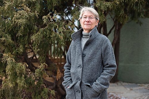 MIKAELA MACKENZIE / WINNIPEG FREE PRESS

History and labour studies professor Julie Guard poses for a portrait at her house in Winnipeg on Wednesday, March 24, 2021.  For Carol Sanders story.

Winnipeg Free Press 2021