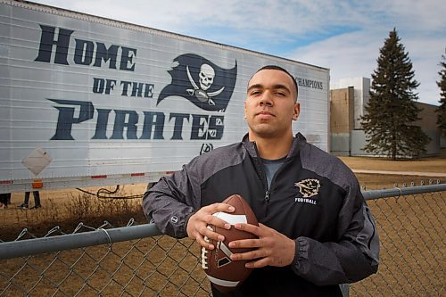 MIKE DEAL / WINNIPEG FREE PRESS
Bisons running back/returner Michael Ritchott who is one of four Manitobans whove been invited to participate in the CFLs virtual combine.
The former Grant Park High School Pirates is a father and took a year off from football before joining the Bisons in 2019.
See Taylor Allen story
210324 - Wednesday, March 24, 2021.