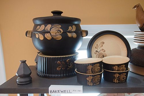 MIKE DEAL / WINNIPEG FREE PRESS
Janice Perkins, owner of Missing Pieces (646 Academy Road).
A Denby set with the Bakewell pattern.
Since '93, Janice has searched high and low for dinnerware, flatware etc. that customers from all over the world have requested, to complete a cherished set. She started with zero inventory, working out of a bedroom in a three-bedroom apartment, outgrew three spaces (including a retail operation, also on Academy) before moving to her current digs, one year ago.
See Dave Sanderson story
210324 - Wednesday, March 24, 2021.