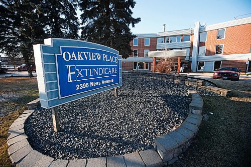 JOHN WOODS / WINNIPEG FREE PRESS
Two staff members have tested positive for COVID-19 at Extendicares Oakview Place in Winnipeg Wednesday, March 24, 2021. 

Reporter: ?