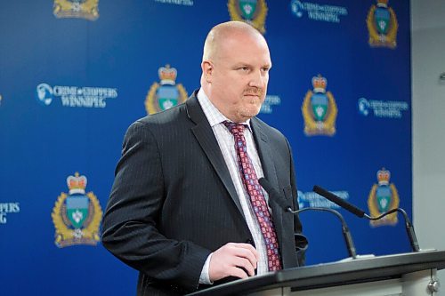 MIKE DEAL / WINNIPEG FREE PRESS
Sergeant Wade McDonald of the Winnipeg Police Service Homicide Unit announces Thursday morning that they have made an arrest in the disappearance of Eduardo Balaquit on June 4, 2018.
Kyle Alexander James Pietz, a 35-year-old male, was arrested in Saskatoon, Saskatchewan, for manslaughter and has been transported to the remand centre in Winnipeg.
210325 - Thursday, March 25, 2021.