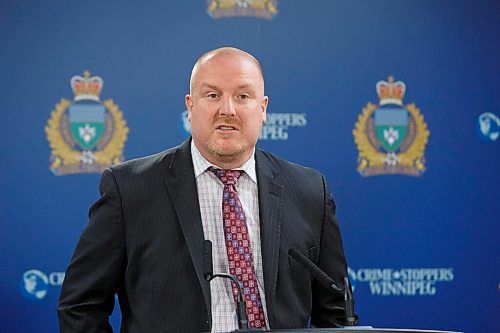 MIKE DEAL / WINNIPEG FREE PRESS
Sergeant Wade McDonald of the Winnipeg Police Service Homicide Unit announces Thursday morning that they have made an arrest in the disappearance of Eduardo Balaquit on June 4, 2018.
Kyle Alexander James Pietz, a 35-year-old male, was arrested in Saskatoon, Saskatchewan, for manslaughter and has been transported to the remand centre in Winnipeg.
210325 - Thursday, March 25, 2021.