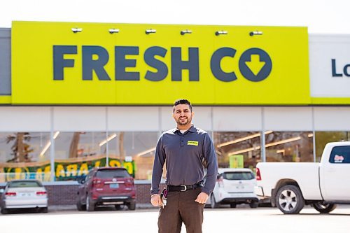MIKE SUDOMA / WINNIPEG FREE PRESS 
Tran Negpal in front of his new Freshco store located on Sargeant and Sherbrooke which has its grand opening Friday morning
March 21, 2021