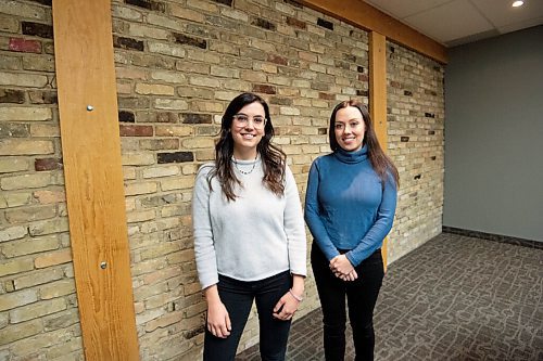 MIKE SUDOMA / WINNIPEG FREE PRESS
(Left to right) Lawyers Mercedes Ayala and Kara Moore volunteer their time on the board of directors of the Bravestone Centre, a non-profit that supports women and children affected by domestic violence.
March 26, 2021