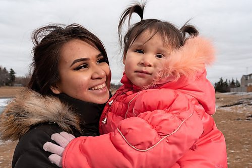 JESSE BOILY  / WINNIPEG FREE PRESS
Celina Sinisalo, 25, and her daughter, Willow, 2, pose for a portrait in Winnipeg on Friday. Sinisalo is a single mother who uses payday loans and EIA has to repay back her CERB after applying early in the pandemic.  Friday, March 26, 2021.
Reporter: Joel Schlesinger