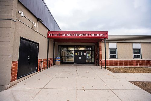 MIKAELA MACKENZIE / WINNIPEG FREE PRESS

Ecole Charleswood School in Winnipeg on Thursday, March 25, 2021.  For Maggie Macintosh story.

Winnipeg Free Press 2021