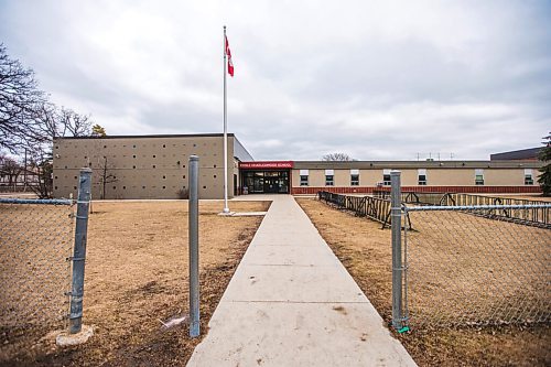 MIKAELA MACKENZIE / WINNIPEG FREE PRESS

Ecole Charleswood School in Winnipeg on Thursday, March 25, 2021.  For Maggie Macintosh story.

Winnipeg Free Press 2021