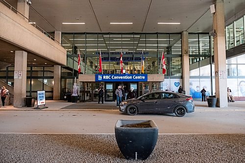 Daniel Crump / Winnipeg Free Press. Lines at the RBC Convention Centre vaccination site appeared significantly shorter Saturday morning than they were on Friday. March 27, 2021.