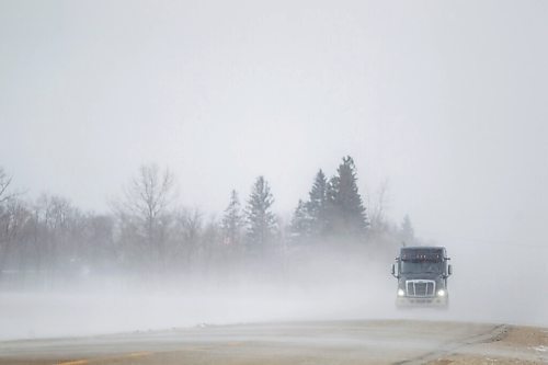 MIKAELA MACKENZIE / WINNIPEG FREE PRESS

Gusts of snow blow across highway 210 just east of Sant Adolphe on Tuesday, March 30, 2021.  Standup.

Winnipeg Free Press 2021