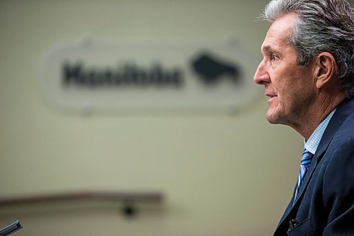 MIKAELA MACKENZIE / WINNIPEG FREE PRESS

Premier Brian Pallister speaks to the media about wait times in Winnipeg on Wednesday, March 31, 2021. For Carol Sanders story.

Winnipeg Free Press 2021