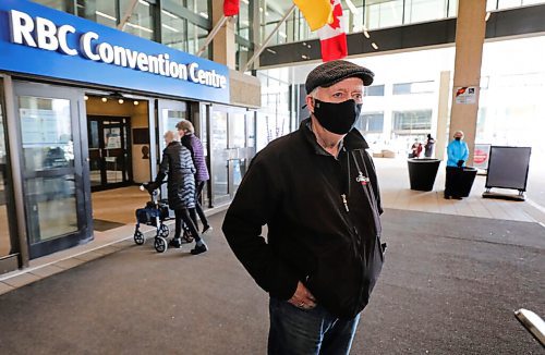 RUTH BONNEVILLE / WINNIPEG FREE PRESS 

Local - Vaccination site 

Bruce Quesnel (74yrs), talks to a FP reporter about his experiences at the vaccination centre at The RBC Convention Centre Thursday. 

See Danielle's story 

April 1 ,2021
