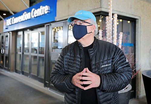 RUTH BONNEVILLE / WINNIPEG FREE PRESS 

Local - Vaccination site 

James Gray talks to a FP reporter about his experiences at the vaccination centre at The RBC Convention Centre Thursday. 

See Danielle's story 

April 1 ,2021
