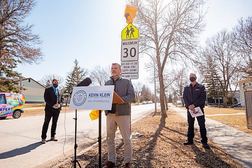 MIKE SUDOMA / WINNIPEG FREE PRESS 
David Stoesz, principle of Winnipeg Mennonite Elementary and Middle School, talks to media Thursday about the importance of the addition of enhancing visibility of school zone speed limits by using amber lights on speed signs. 
April 1, 2021