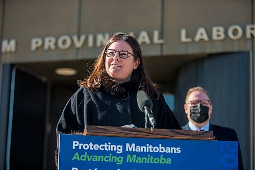 MIKAELA MACKENZIE / WINNIPEG FREE PRESS

Health and seniors care minister Heather Stefanson (left) and finance minister Scott Fielding make a budget announcement at Cadham Provincial Laboratory in Winnipeg on Tuesday, April 6, 2021. For Carol Sanders story.

Winnipeg Free Press 2021