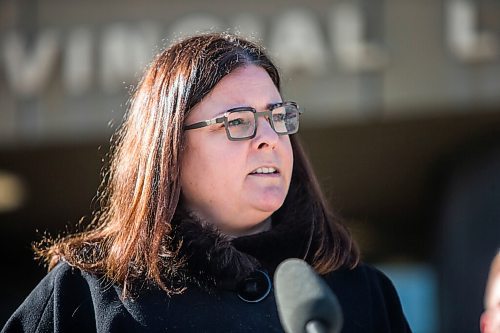 MIKAELA MACKENZIE / WINNIPEG FREE PRESS

Health and seniors care minister Heather Stefanson speaks at a budget announcement at Cadham Provincial Laboratory in Winnipeg on Tuesday, April 6, 2021. For Carol Sanders story.

Winnipeg Free Press 2021