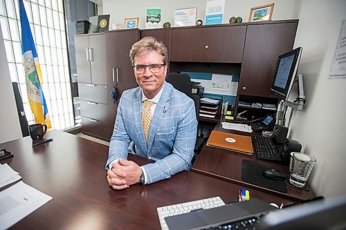 MIKAELA MACKENZIE / WINNIPEG FREE PRESS

Coun. Kevin Klein poses for a portrait in his office in Winnipeg on Tuesday, April 6, 2021. For Joyanne Pursaga story.

Winnipeg Free Press 2021