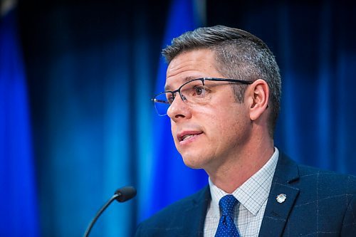 MIKAELA MACKENZIE / WINNIPEG FREE PRESS

Mayor Brian Bowman speaks to the media about the upcoming provincial budget at City Hall in Winnipeg on Tuesday, April 6, 2021. For Joyanne Pursaga story.

Winnipeg Free Press 2021