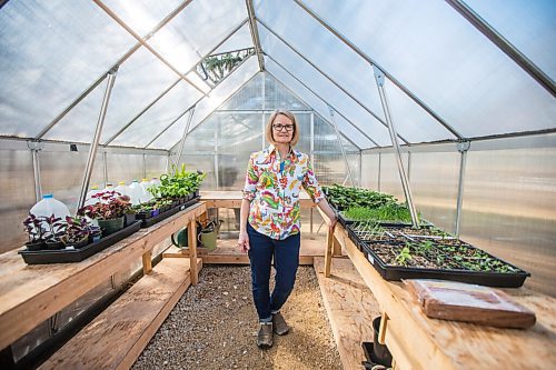 MIKAELA MACKENZIE / WINNIPEG FREE PRESS

Gardener Janet Epp, who uses a coconut coir mix instead of peat to start her seedlings, poses for a portrait in her greenhouse in Winnipeg on Tuesday, April 6, 2021. For Sarah Lawrynuik story.

Winnipeg Free Press 2021