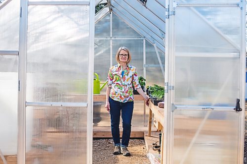 MIKAELA MACKENZIE / WINNIPEG FREE PRESS

Gardener Janet Epp, who uses a coconut coir mix instead of peat to start her seedlings, poses for a portrait in her greenhouse in Winnipeg on Tuesday, April 6, 2021. For Sarah Lawrynuik story.

Winnipeg Free Press 2021