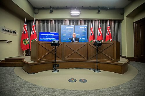 MIKAELA MACKENZIE / WINNIPEG FREE PRESS

Finance minister Scott Fielding speaks to the media about the 2021 budget at the Manitoba Legislative Building in Winnipeg on Wednesday, April 7, 2021. For --- story.

Winnipeg Free Press 2021