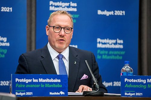 MIKAELA MACKENZIE / WINNIPEG FREE PRESS

Finance minister Scott Fielding speaks to the media about the 2021 budget at the Manitoba Legislative Building in Winnipeg on Wednesday, April 7, 2021. For --- story.

Winnipeg Free Press 2021