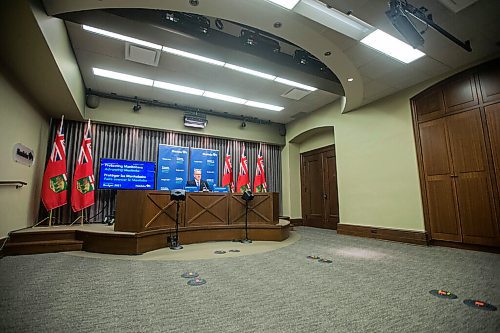 MIKAELA MACKENZIE / WINNIPEG FREE PRESS

Finance minister Scott Fielding speaks to the media about the 2021 budget at the Manitoba Legislative Building in Winnipeg on Wednesday, April 7, 2021. For --- story.

Winnipeg Free Press 2021