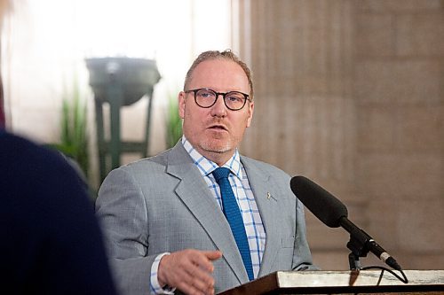 MIKE SUDOMA / WINNIPEG FREE PRESS  
Minister of Finance, Scott Fielding, talks budget, and financial support for small business during a media scrum at the Manitoba Legislative Building Friday afternoon
April 9, 2021