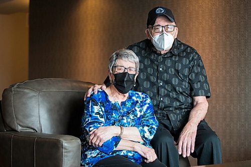 MIKAELA MACKENZIE / WINNIPEG FREE PRESS

Alma and Cyril Walker, who have gotten their first (but not their second) dose of the vaccine, pose for a portrait in their Transcona seniors' building in Winnipeg on Friday, April 9, 2021. For Katie May story.

Winnipeg Free Press 2021