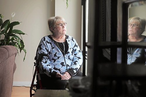 RUTH BONNEVILLE / WINNIPEG FREE PRESS 

Local - Long Haulers 

Lisa Tarko, has had symptoms for of COVID for a long time.  Portrait of her at her home.


See Jen Zoratti story. 

April 14,  2021