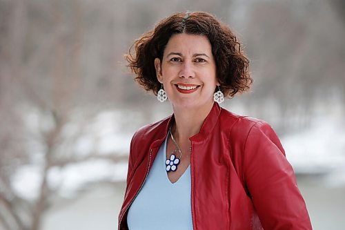 JOHN WOODS / WINNIPEG FREE PRESS
Michelle Driedger, a professor of community health sciences at the the University of Manitoba, and an expert in public health communications and risk communications, is photographed at her home in Winnipeg Wednesday, April 15, 2021. Driedger is studying how official COVID-19 messaging is resonating with different groups in real time.

Reporter: Robertson