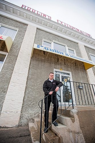 MIKAELA MACKENZIE / WINNIPEG FREE PRESS


Lincoln Poulin, president of Poulin's Pest Control, poses for a portrait in front of the business in Winnipeg on Thursday, April 15, 2021. For Dave Sanderson story.
Winnipeg Free Press 2020.
