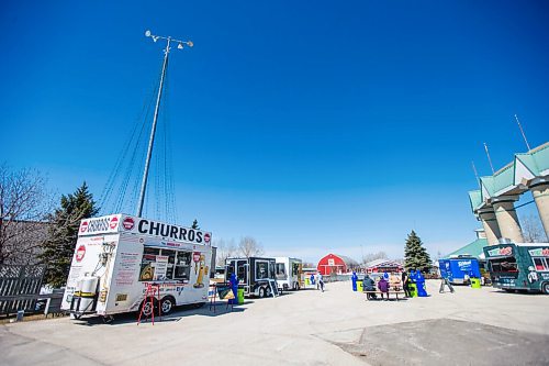 MIKAELA MACKENZIE / WINNIPEG FREE PRESS

Vendors set up for the Third+Bird spring market at the Red River Exhibition in Winnipeg on Friday, April 16, 2021. For Temur Durrani story.
Winnipeg Free Press 2020.