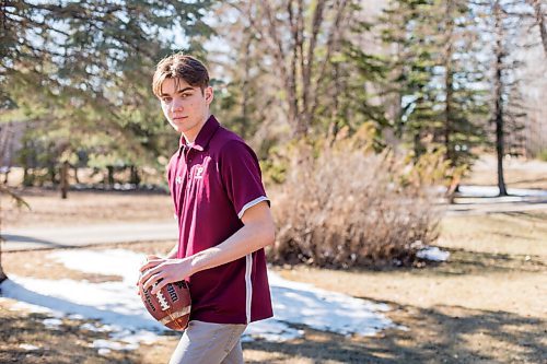 MIKAELA MACKENZIE / WINNIPEG FREE PRESS

Anthony Zarow, a quarterback out of St. Paul's who decided to move on from football because of COVID-19, poses for a portrait at his home in St. Andrew's on Friday, April 16, 2021. For Taylor Allen story.
Winnipeg Free Press 2020.