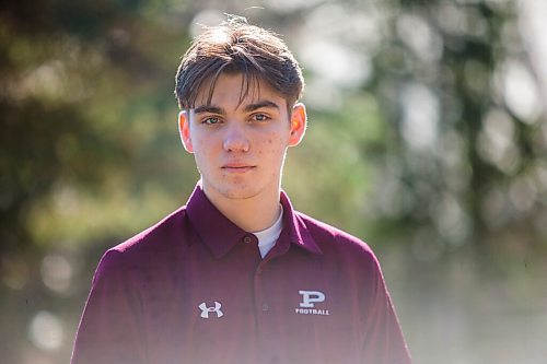 MIKAELA MACKENZIE / WINNIPEG FREE PRESS

Anthony Zarow, a quarterback out of St. Paul's who decided to move on from football because of COVID-19, poses for a portrait at his home in St. Andrew's on Friday, April 16, 2021. For Taylor Allen story.
Winnipeg Free Press 2020.