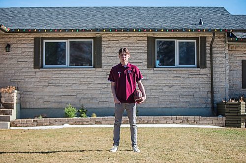 MIKAELA MACKENZIE / WINNIPEG FREE PRESS

Anthony Zarow, a quarterback out of St. Paul's who decided to move on from football because of COVID-19, poses for a portrait at his home in St. Andrew's on Friday, April 16, 2021. For Taylor Allen story.
Winnipeg Free Press 2020.