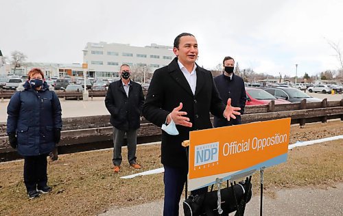 RUTH BONNEVILLE / WINNIPEG FREE PRESS 

LOCAL - NDP hallway medicine

GRACE HOSPITAL: NDP Leader Wab Kinew, with (l-r) Darlene Jackson, President of MNU, Bob Moroz, President of MAHCP and St. James MLA Adrien Sala, holds a newser in front of the Grace Hospital to"call attention to an alarming resurgence of 'hallway medicine' at Grace Hospital. 

April 20,  2021