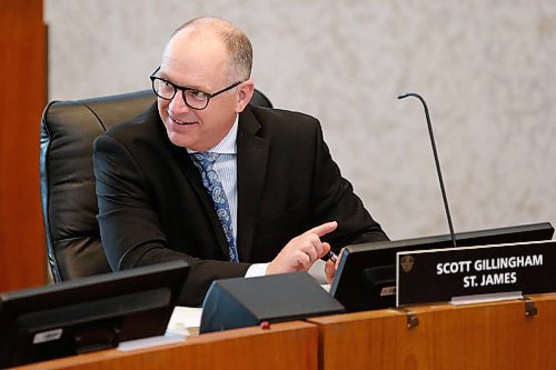 JOHN WOODS / WINNIPEG FREE PRESS
City councillor Scott Gillingham speaks at Executive Policy Committee (EPC) at city hall in Winnipeg Wednesday, April 21, 2021. 

Reporter: ?