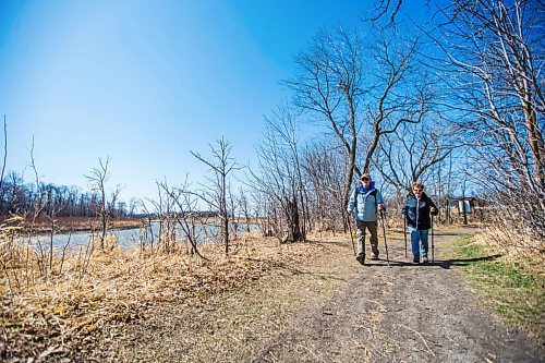 MIKAELA MACKENZIE / WINNIPEG FREE PRESS

Kerry (left) and Betty Ann Hossack go for a walk at Beaudry Provincial Park on Thursday, April 22, 2021. The two regularly walk at the park, and skied there in the winter. Standup.
Winnipeg Free Press 2020.