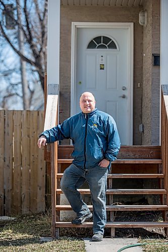 MIKAELA MACKENZIE / WINNIPEG FREE PRESS

Frank Zappia, a realtor for Housing Opportunity Partnership, poses for a portrait in front of a home acquired through tax sales in Winnipeg on Thursday, April 22, 2021. Zappia said he welcomes the idea of giving affordable housing providers first dibs on homes the city acquires through tax sales, since it can be difficult to find lots for affordable homes. For Joyanne story.
Winnipeg Free Press 2020.