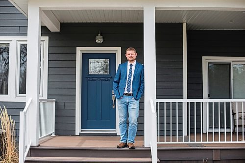 MIKAELA MACKENZIE / WINNIPEG FREE PRESS

Elmwood-Transcona MP Daniel Blaikie poses for a portrait in front of his home in Winnipeg on Friday, April 23, 2021. For Dylan story.
Winnipeg Free Press 2020.