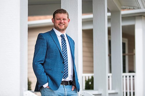 MIKAELA MACKENZIE / WINNIPEG FREE PRESS

Elmwood-Transcona MP Daniel Blaikie poses for a portrait in front of his home in Winnipeg on Friday, April 23, 2021. For Dylan story.
Winnipeg Free Press 2020.