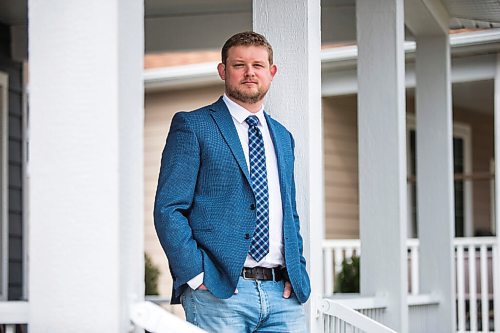 MIKAELA MACKENZIE / WINNIPEG FREE PRESS

Elmwood-Transcona MP Daniel Blaikie poses for a portrait in front of his home in Winnipeg on Friday, April 23, 2021. For Dylan story.
Winnipeg Free Press 2020.