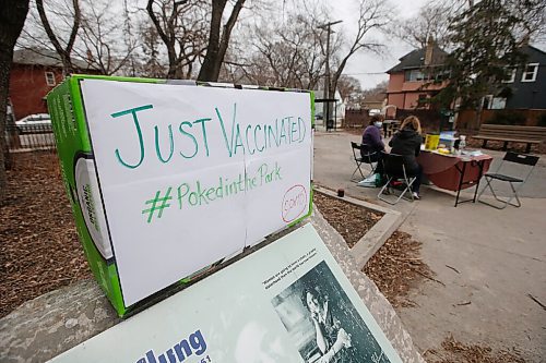JOHN WOODS / WINNIPEG FREE PRESS
Drs Leslea Walters and Amanda Morris wait for walk by patients at their vaccine pop-up clinic at Wolseley - Lenore Park on Wolseley Avenue in Winnipeg Sunday, April 25, 2021. 

Reporter: ?