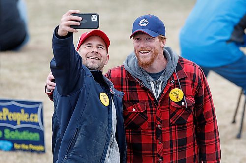 JOHN WOODS / WINNIPEG FREE PRESS
Rally organisers Patrick Allard, left, and Todd McDougall take a selfie before a rally at the Forks. A group of anti-maskers gathered at the Forks for a rally in Winnipeg Sunday, April 25, 2021. 

Reporter: ?